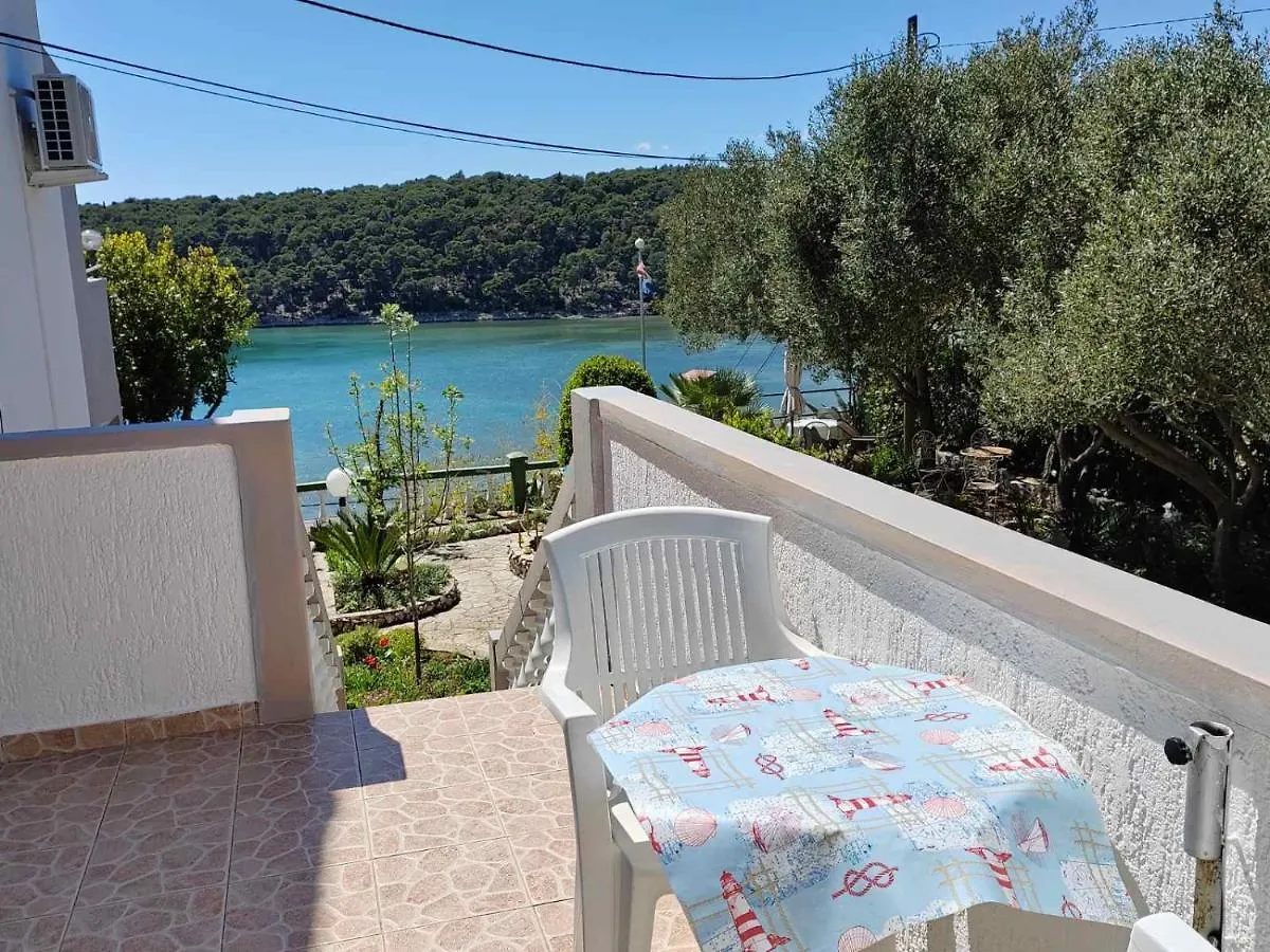 Cosy Room Arba With Private Bathroom And Sea View Kampor